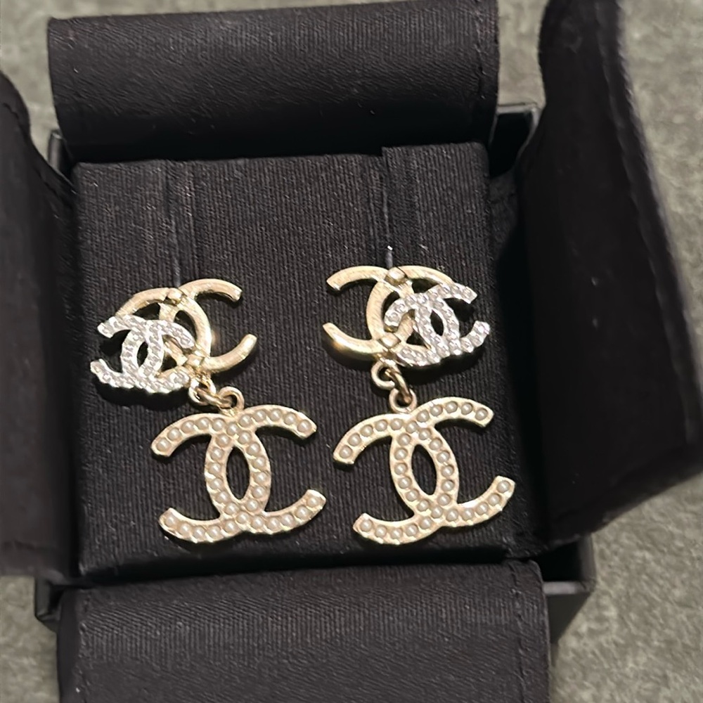 SOLD: CHANEL Crystal Pearl Double CC Drop Gold/Silver Earrings